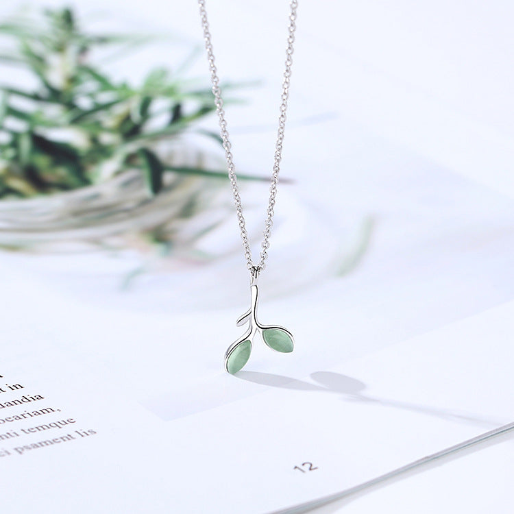 Green Leaf Natural Jade Necklace