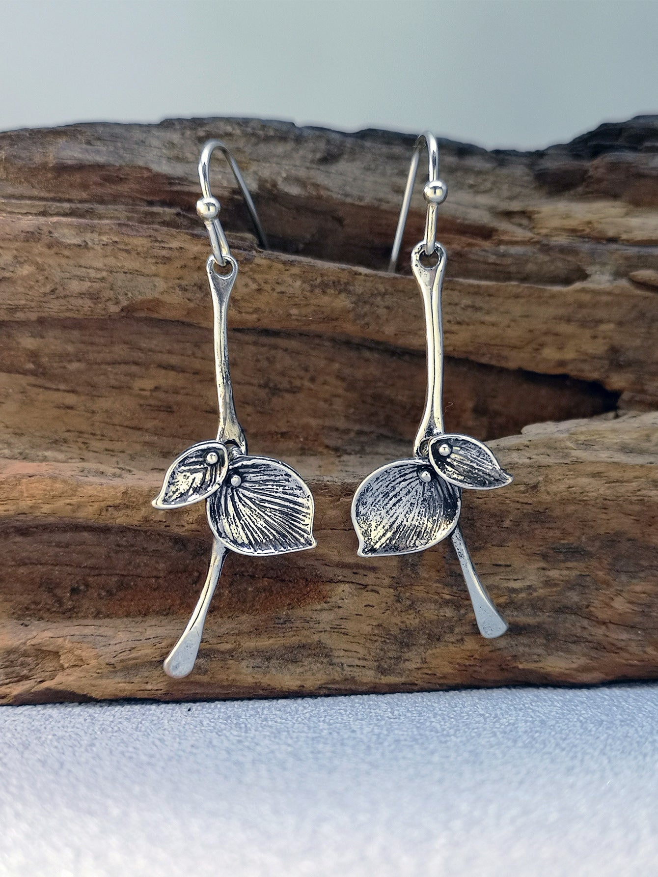 Simple Leaf Earrings